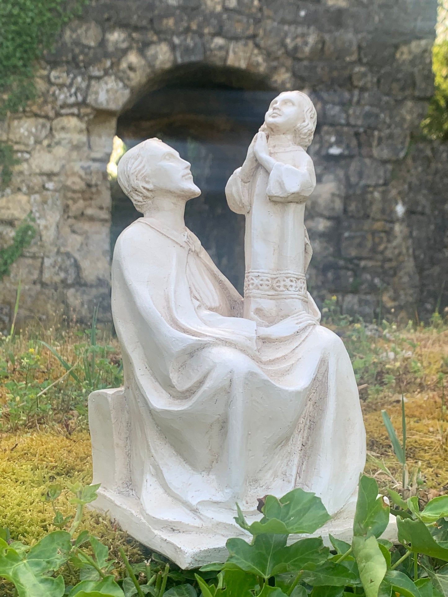 Statue de Saint Joseph assis